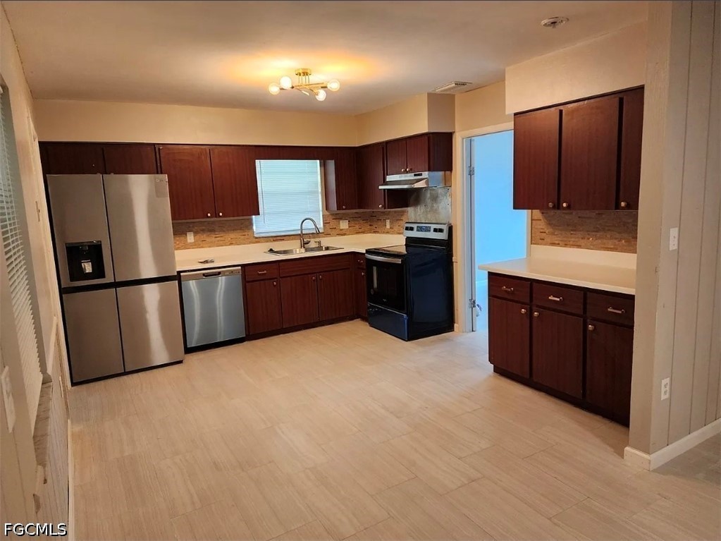 111 E Sugarland Circle