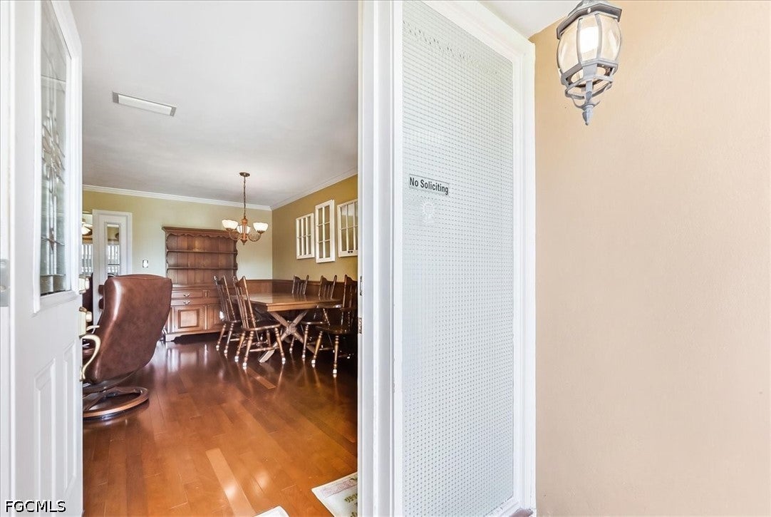 1459 Collins Road