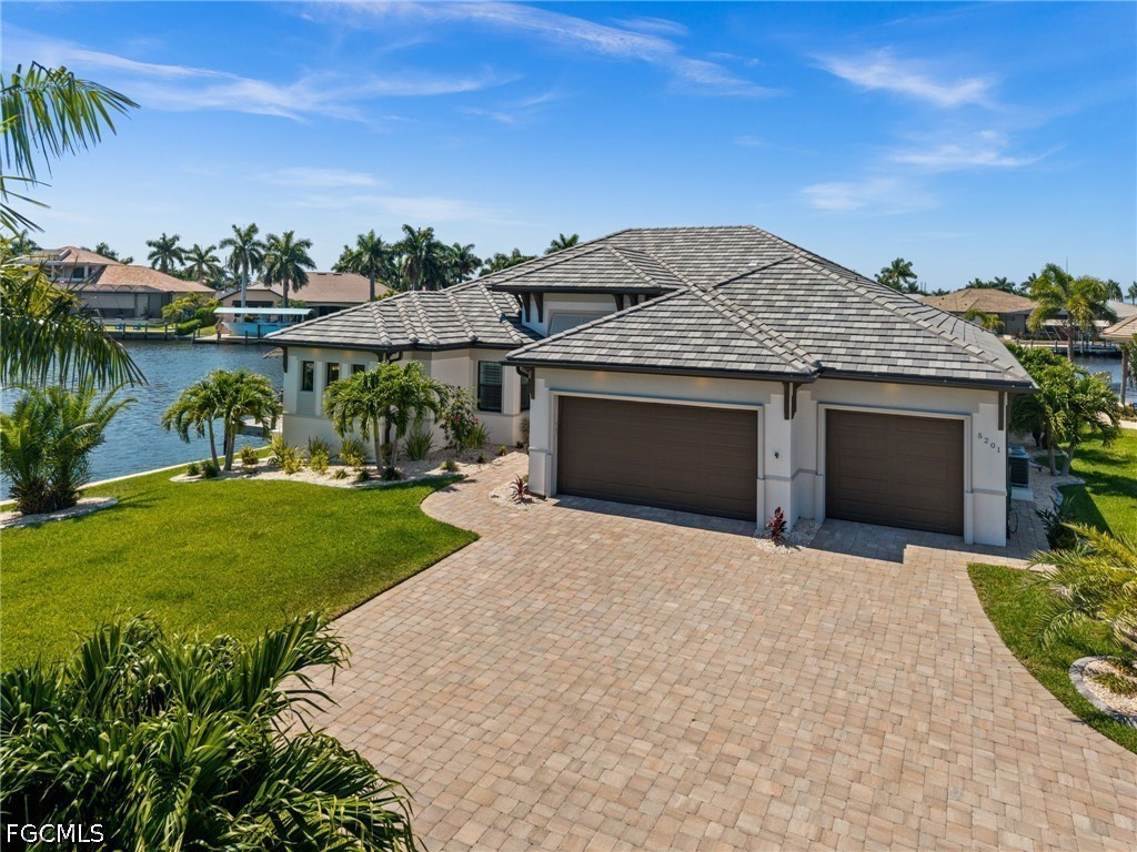 5201 Skylark Court