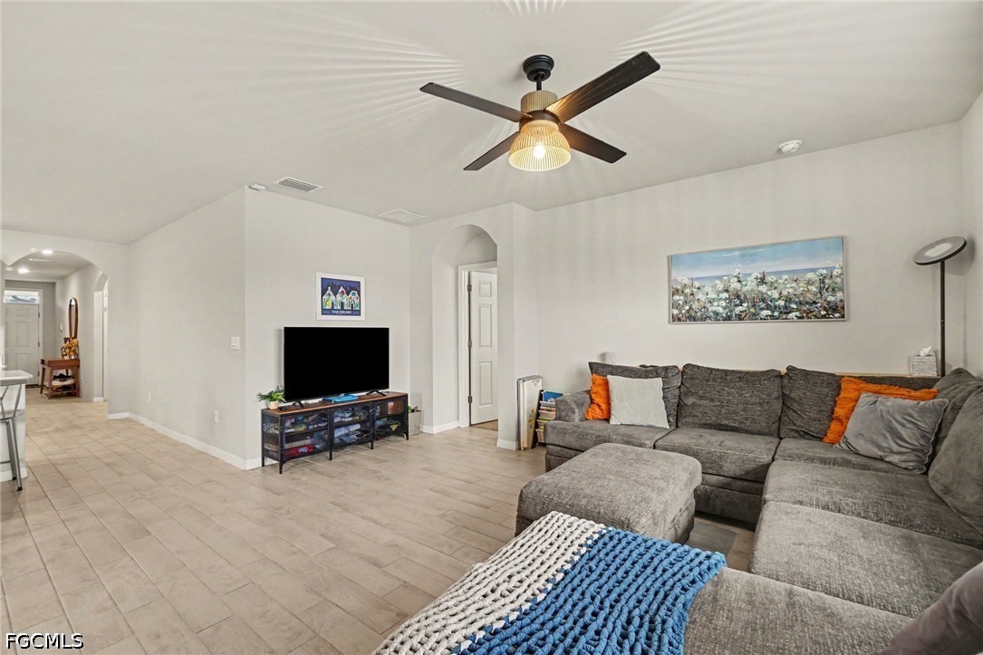 2045 NW 7th Street
