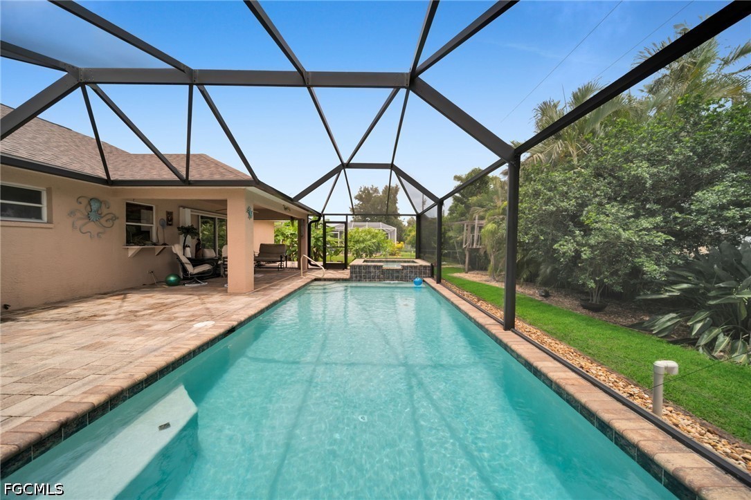 813 SW 11th Place
