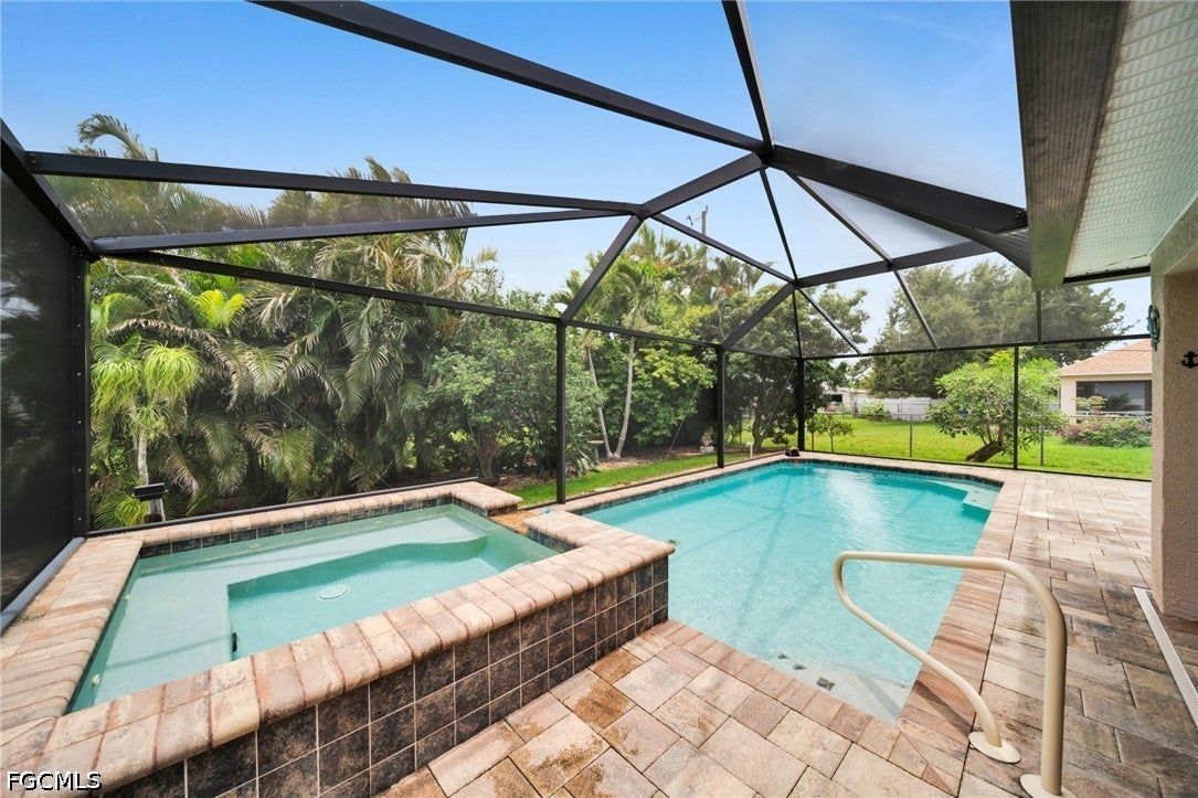 813 SW 11th Place