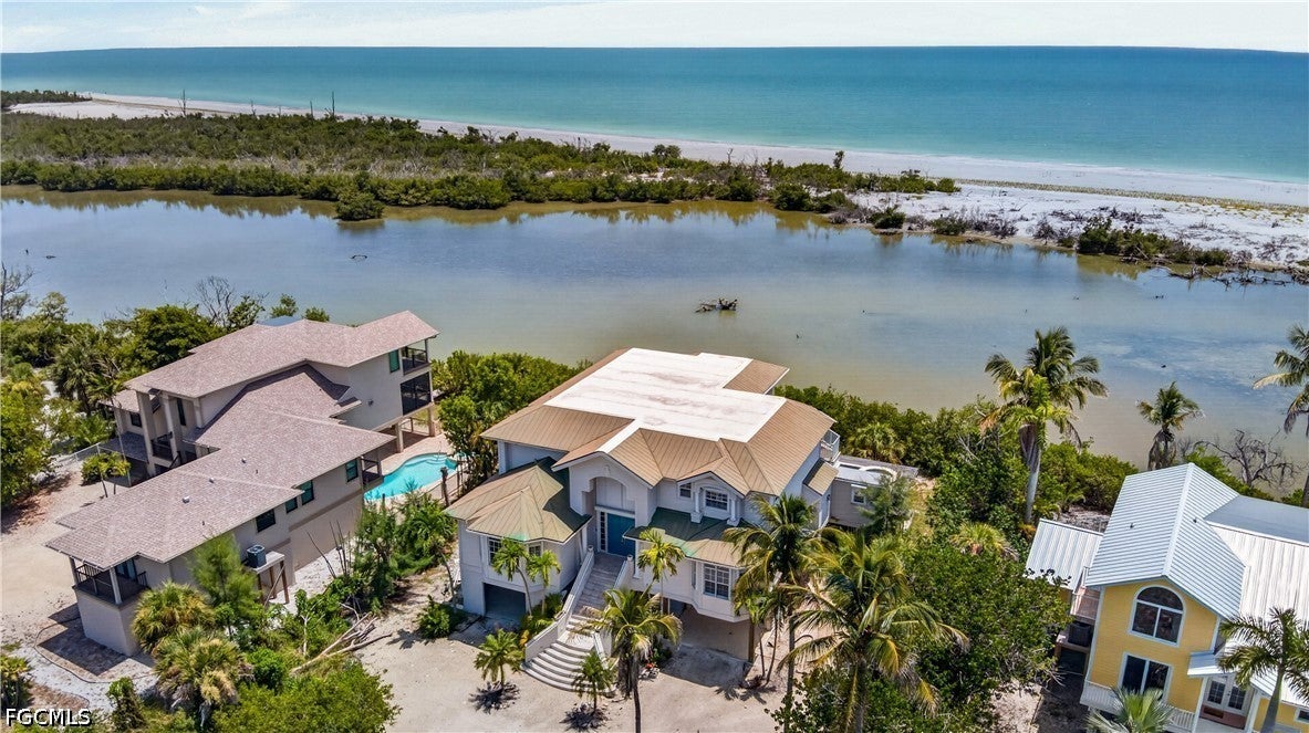 6007 Clam Bayou Lane