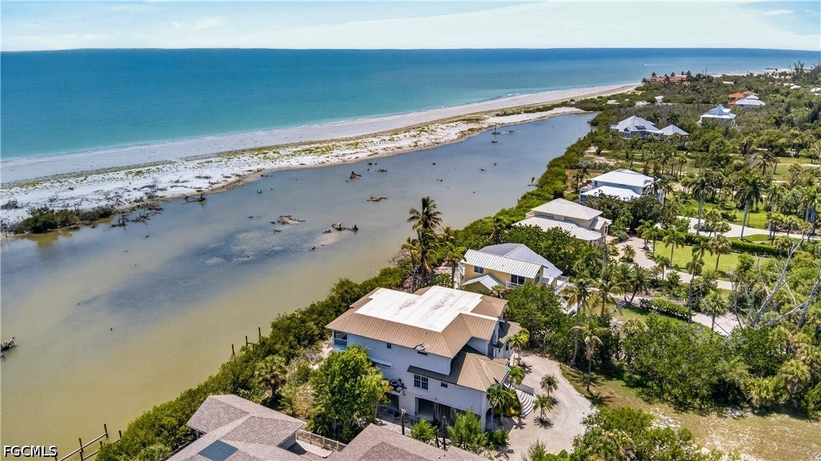 6007 Clam Bayou Lane