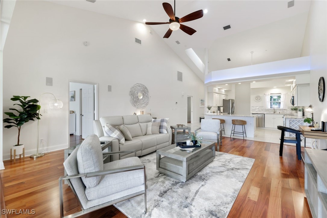 26271 Devonshire Court 202
