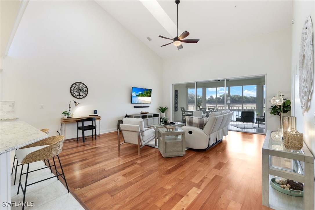 26271 Devonshire Court 202