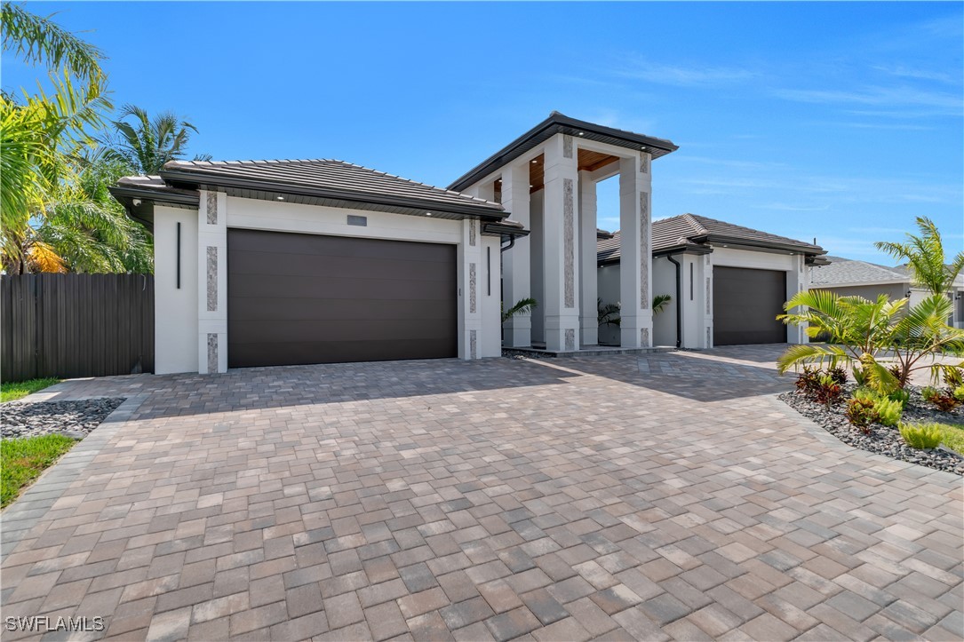 13 NW 14th Avenue