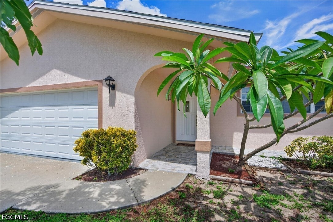 305 SE 27th Terrace