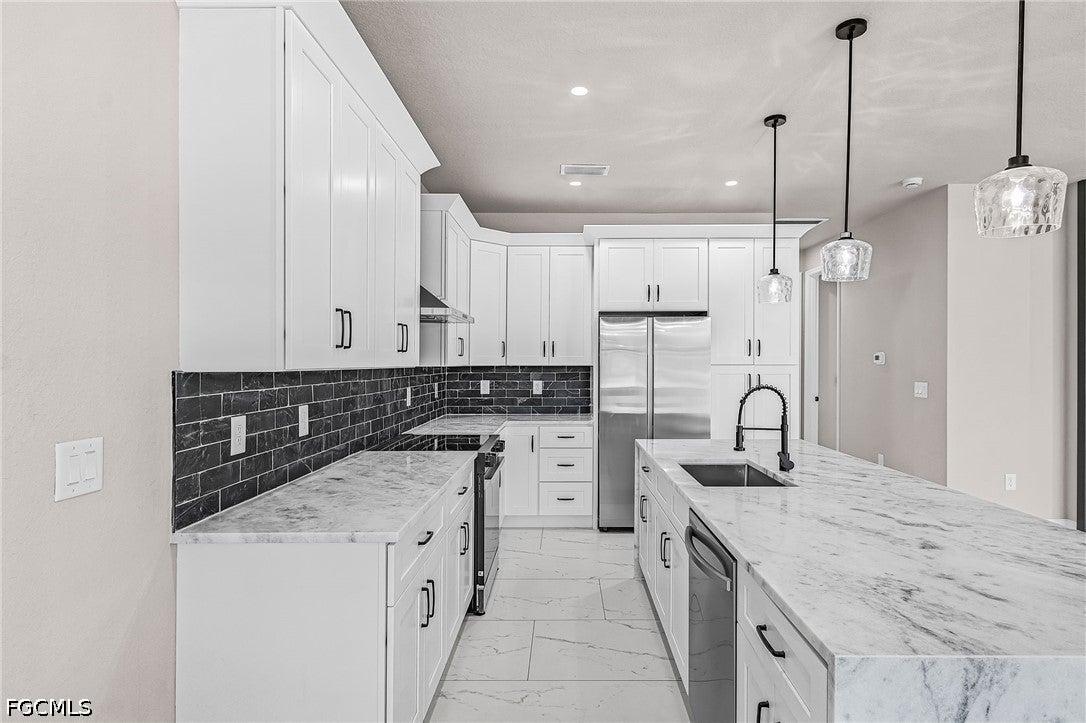 1265 Banjo Court
