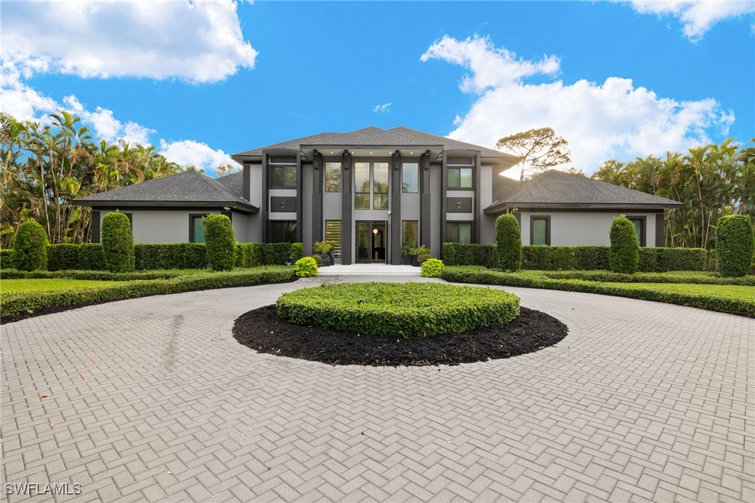 13792 Pine Villa Lane