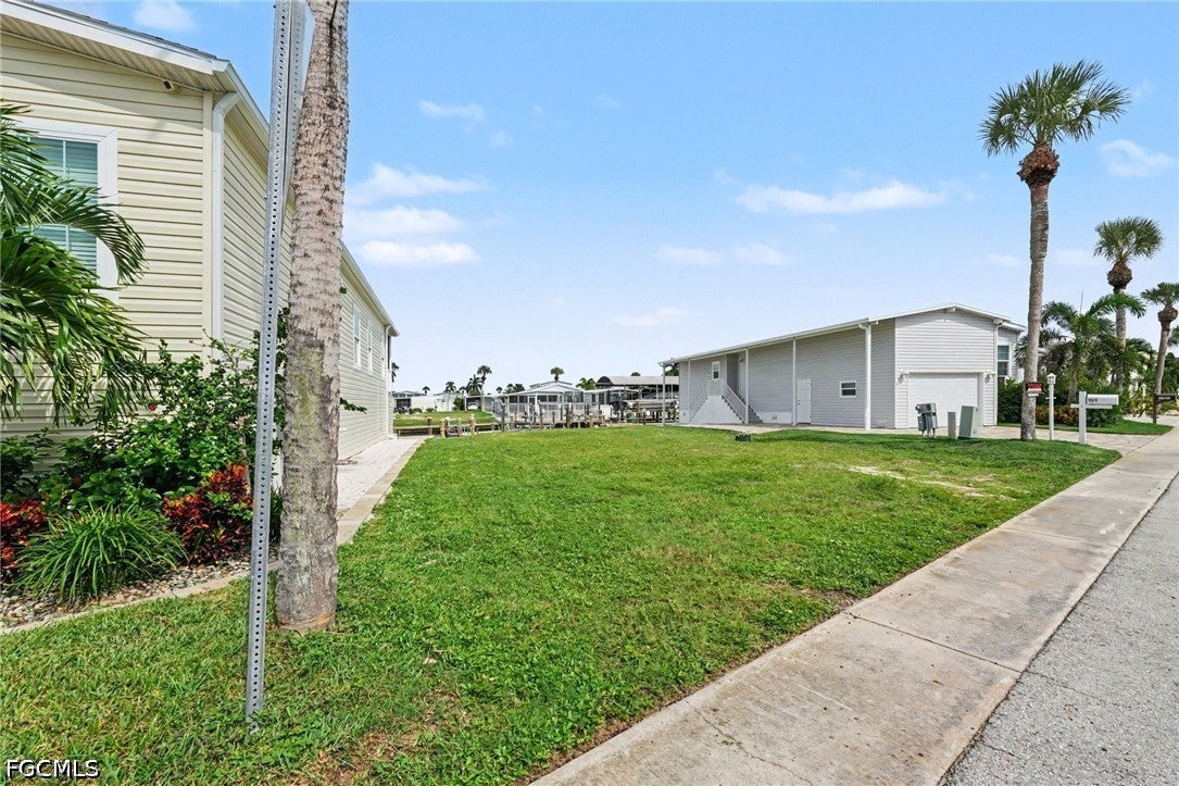 11501 Dogwood Lane