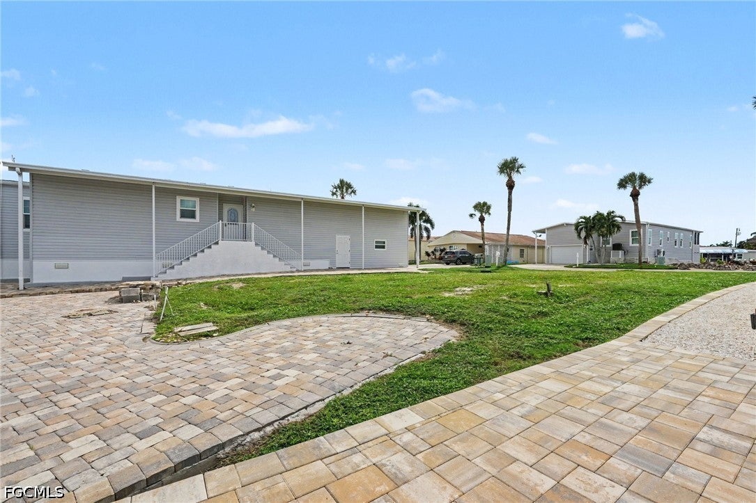 11501 Dogwood Lane