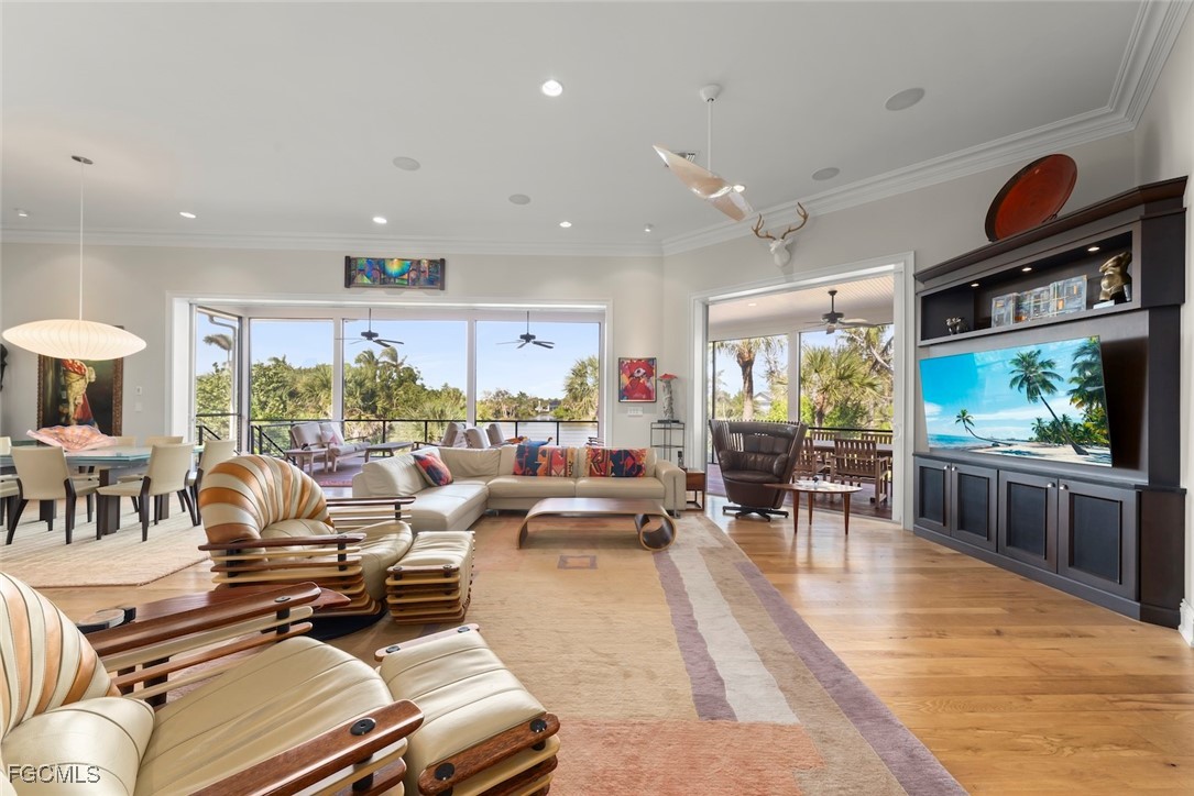 4383 Gulf Pines Drive