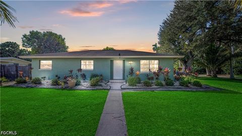 50 Palm Tree Terrace Fort Myers FL 33905