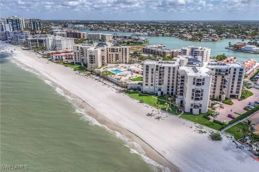 Naples, Florida 34103, United States, 2 Bedrooms Bedrooms, ,3 BathroomsBathrooms,Residential,Active,213208