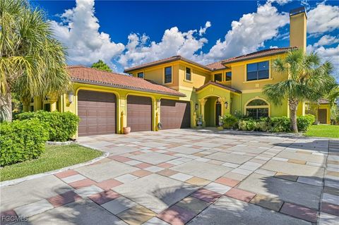 1516 Oak Avenue Lehigh Acres FL 33972