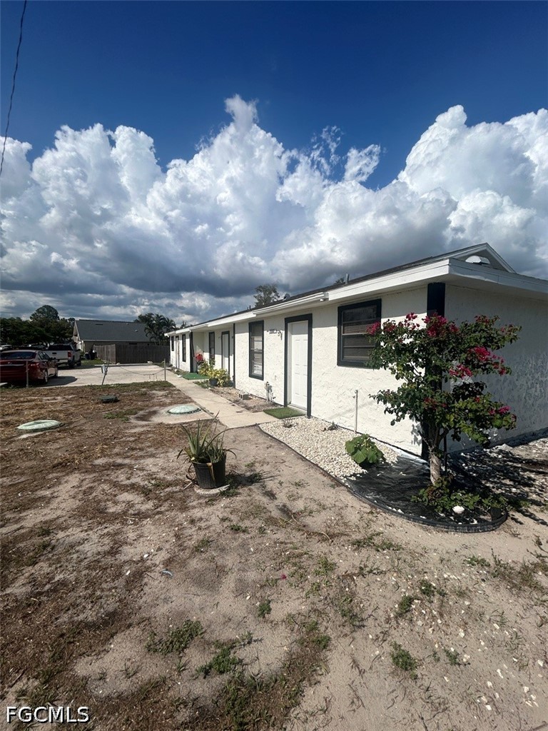7582-7586 Carrier Road