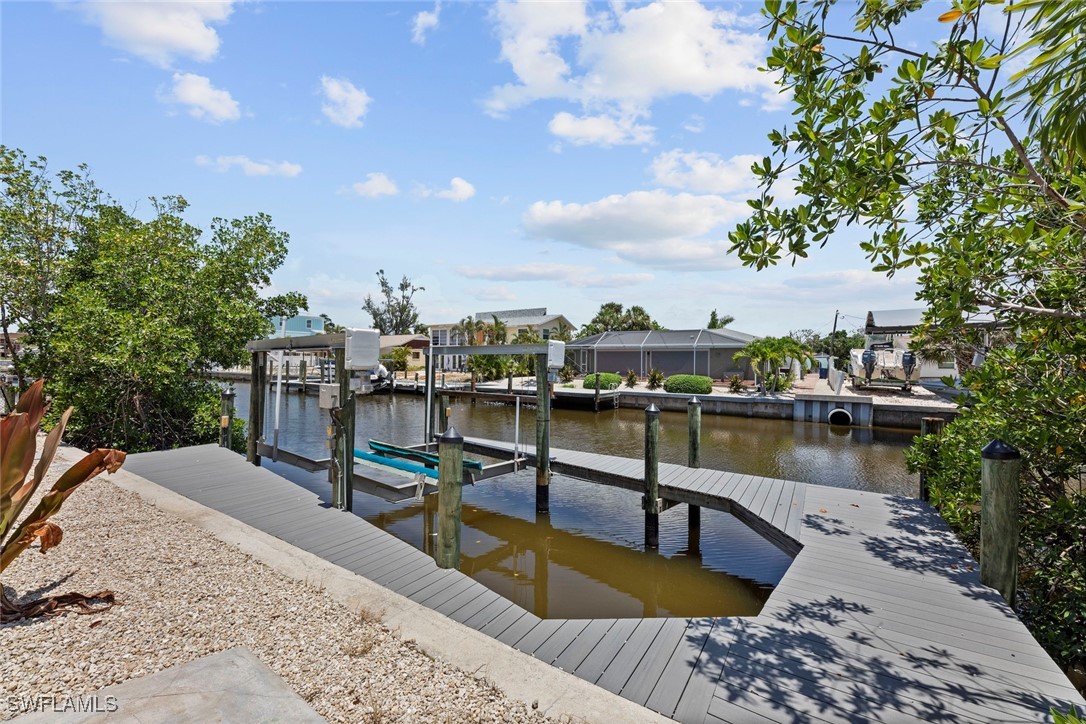 3061 Shell Mound Boulevard