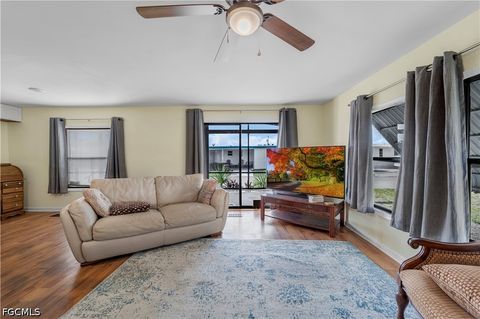 5655 Captain John Smith Loop North Fort Myers FL 33917