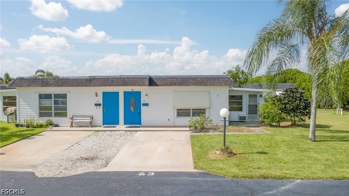 Photo 1 of 19 — 63 Tangelo Court, Lehigh Acres, FL 33936