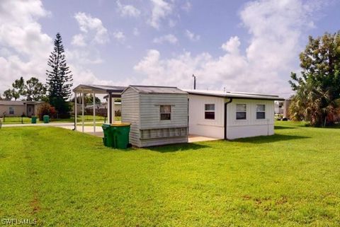 A home in PORT CHARLOTTE