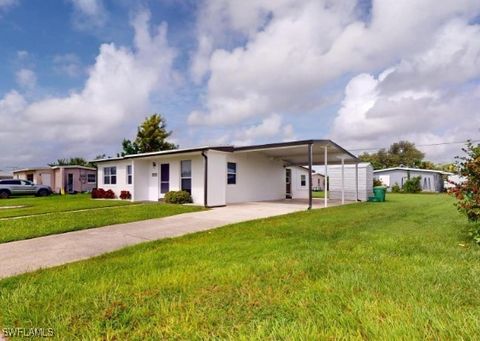 A home in PORT CHARLOTTE