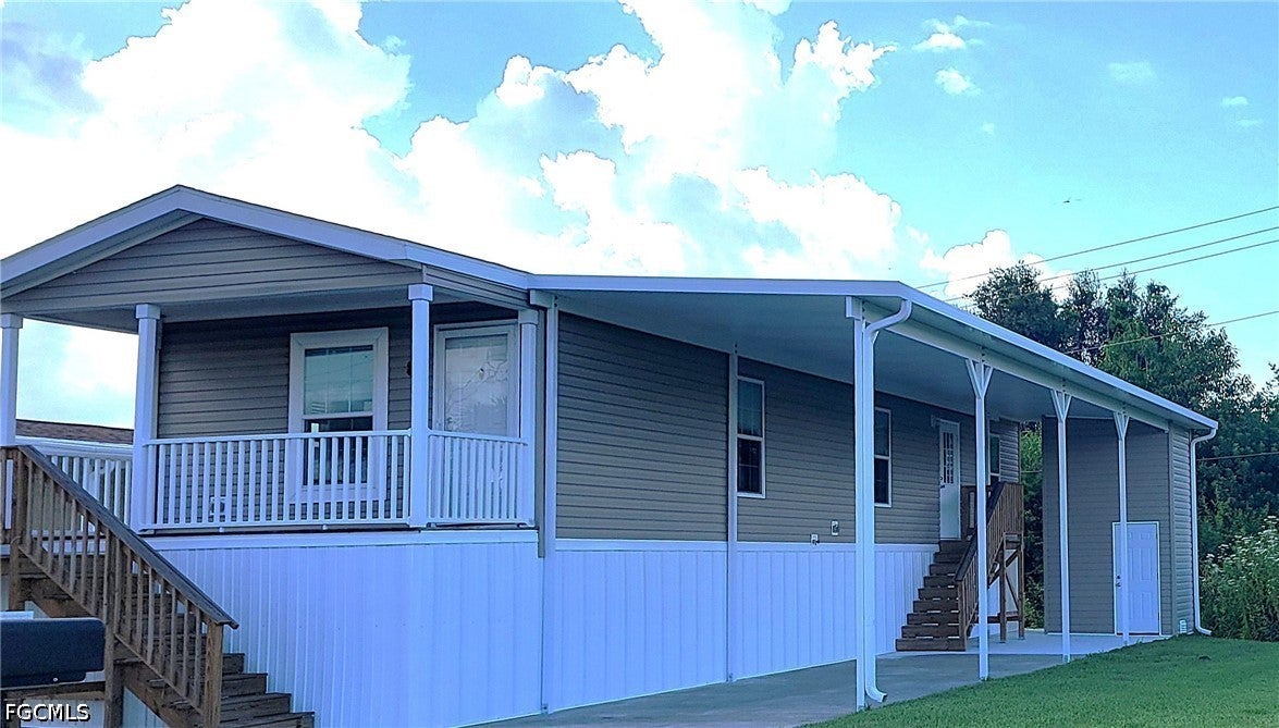 8 Shoreland Drive