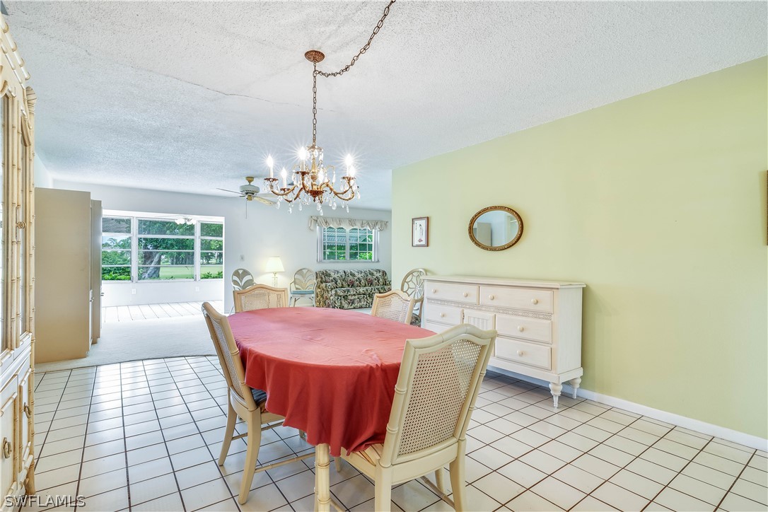 6992 Edgewater Circle