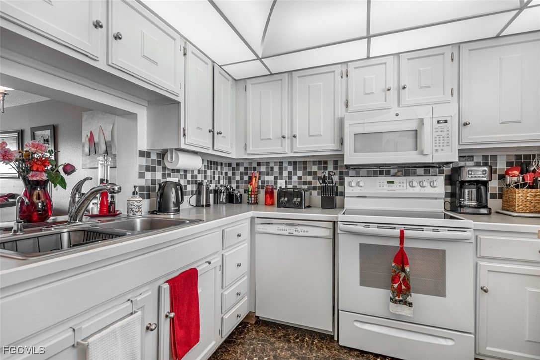 1660 Pine Valley Drive 210