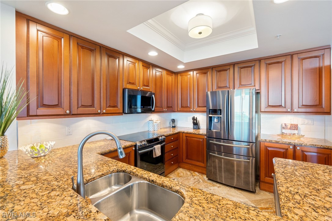 4761 West Bay Boulevard 1105