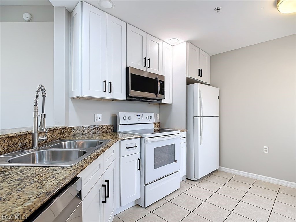 12151 Summergate Circle R101