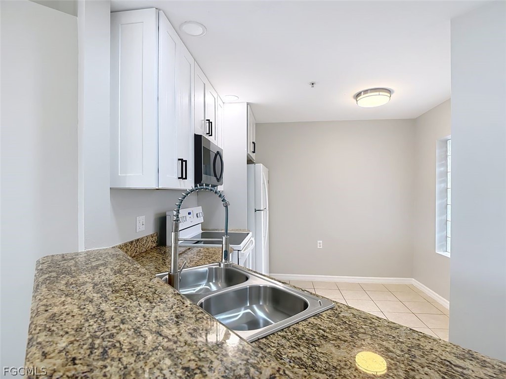 12151 Summergate Circle R101