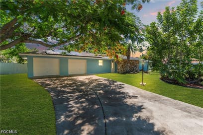 139 E Lake Drive Lehigh Acres FL 33936