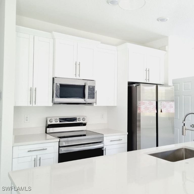 1102 E 15th Street