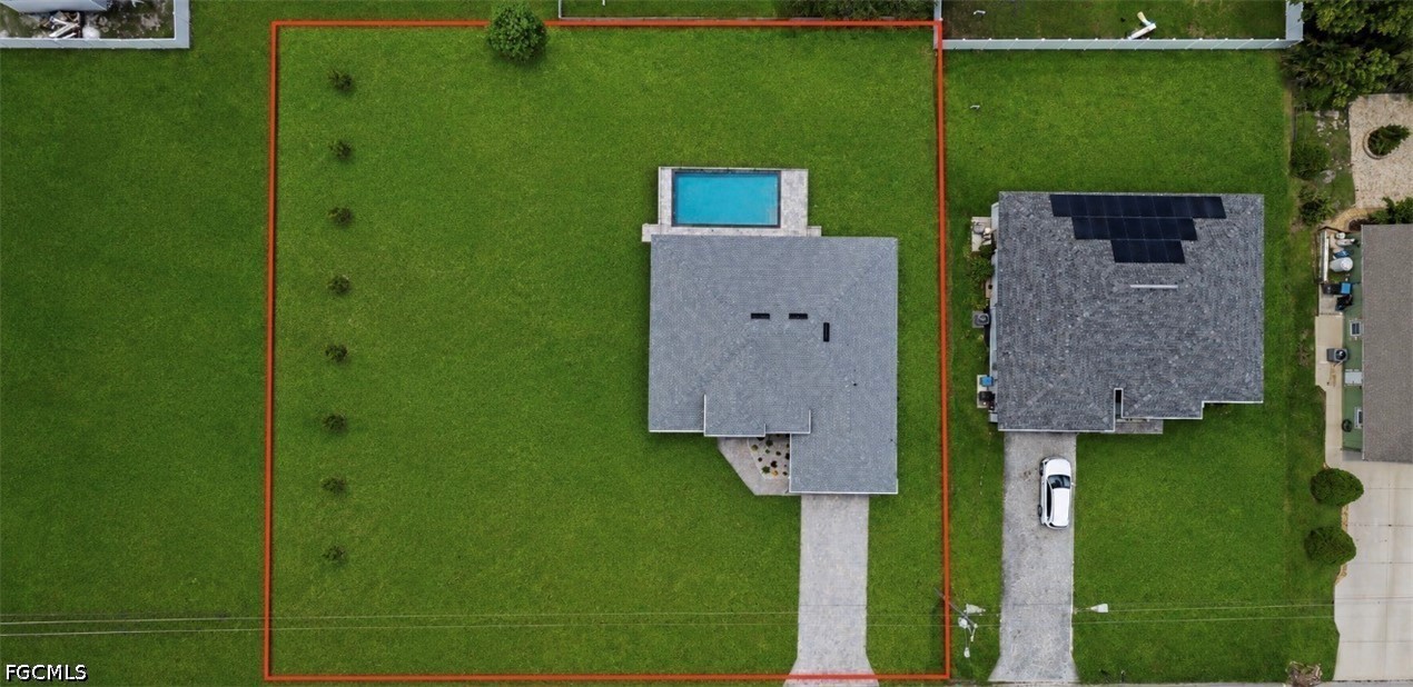 216 NW 10th Terrace
