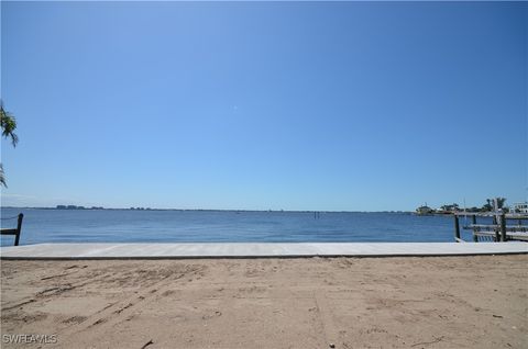 228 Bayshore Drive Cape Coral FL 33904
