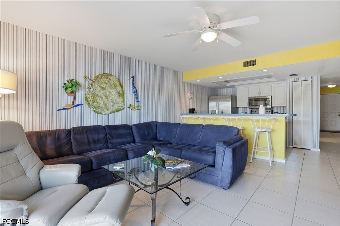 460 Fox Haven Drive 1206