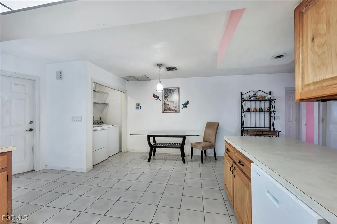 Naples, Florida 34112, United States, 4 Bedrooms Bedrooms, ,2 BathroomsBathrooms,Residential,Active,178773