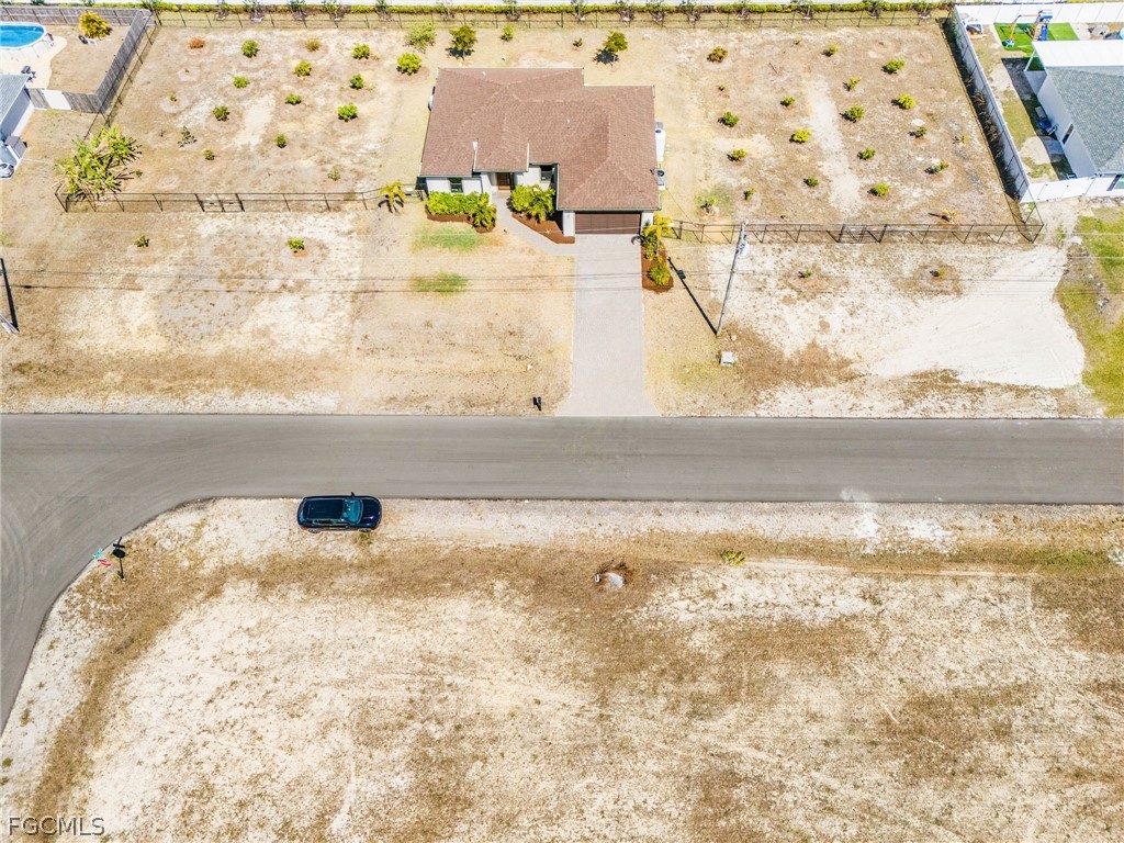 2101 NE 36th Terrace