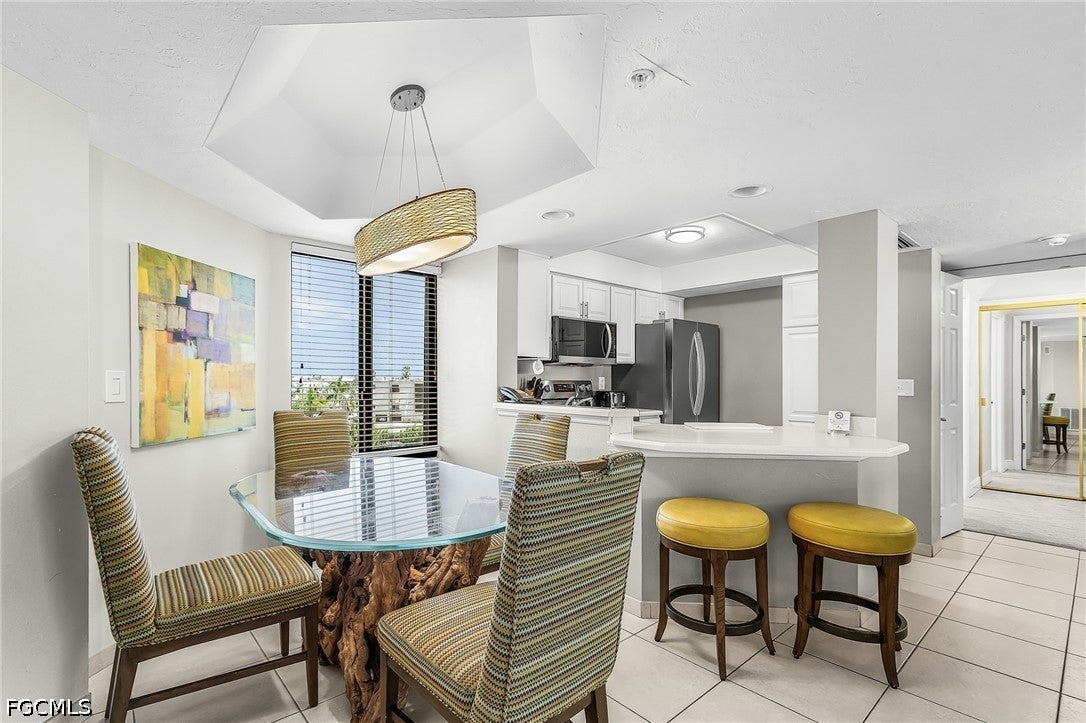 6640 Estero Boulevard 401