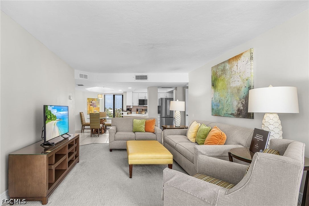 6640 Estero Boulevard 401