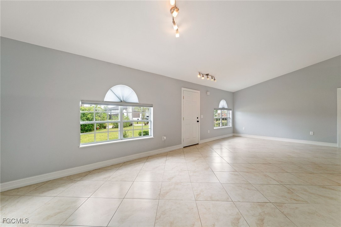 1404 NW 4th Street