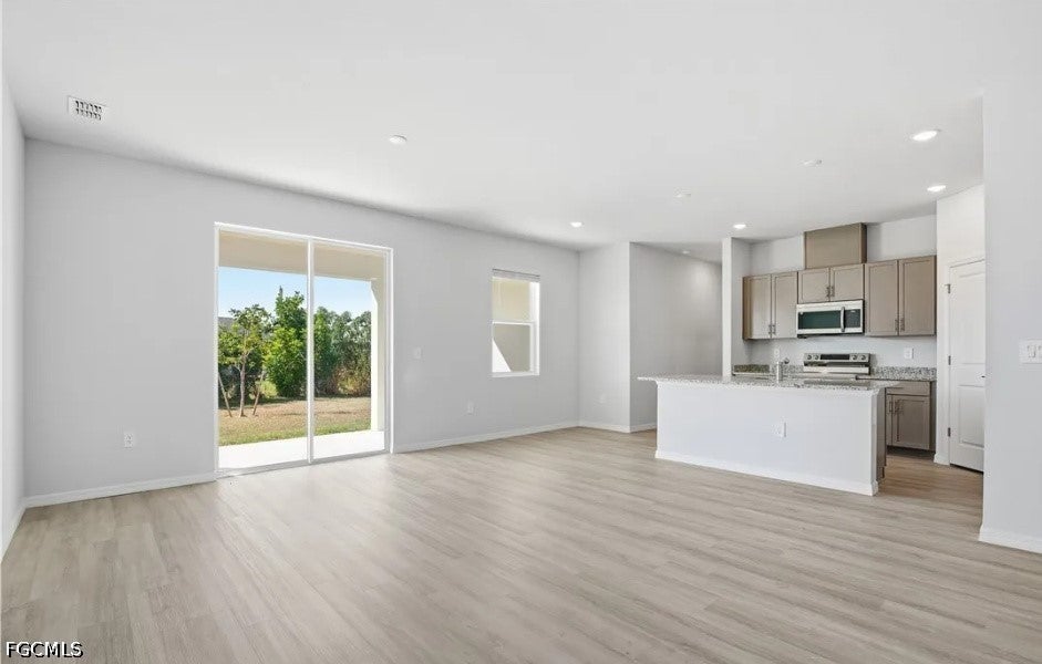 3206 NE 13th Court