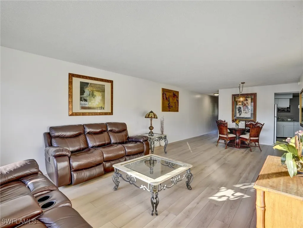 Naples, Florida 34110, United States, 2 Bedrooms Bedrooms, ,2 BathroomsBathrooms,Residential,Active,251133