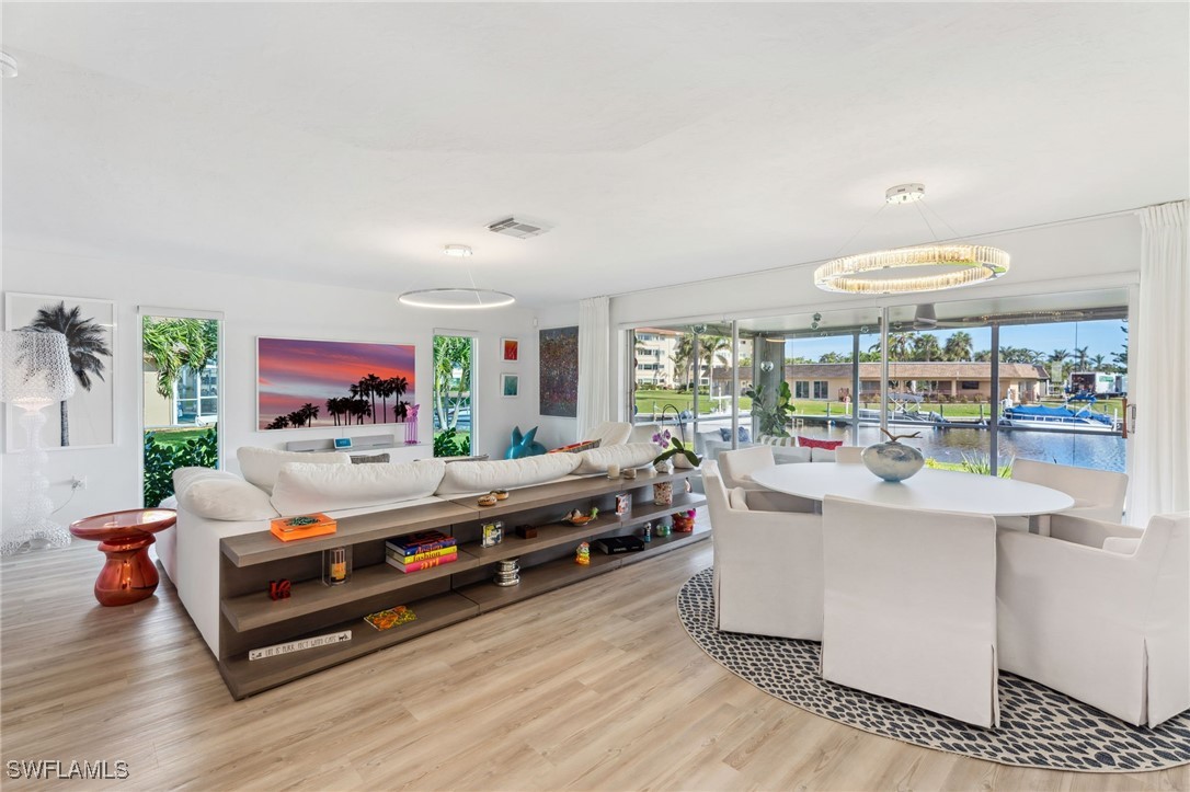 1050 Clarellen Drive