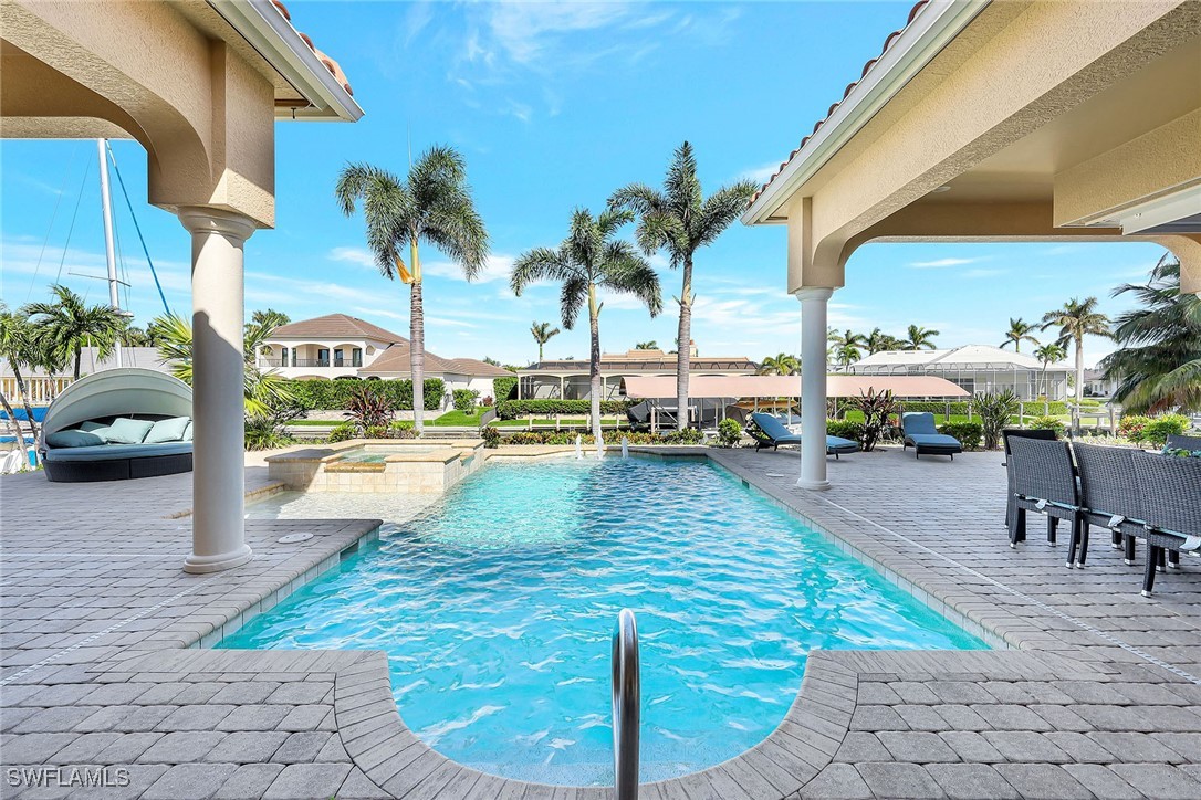 1590 Caxambas Court
