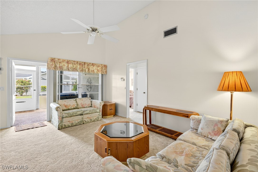 6886 Bogey Drive