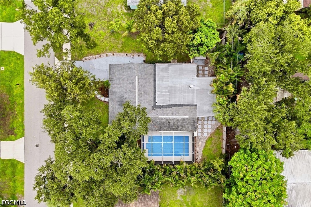 2926 Holly Road