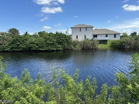 Photo of 2529 NE 20th Place, Cape Coral, FL 33909 (MLS # 2026039299)