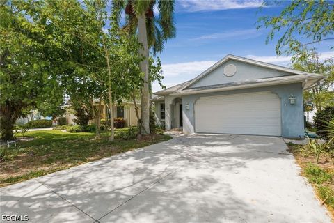 Tiny photo for 657 109th Avenue N, Naples, FL 34108 (MLS # 2026018756)